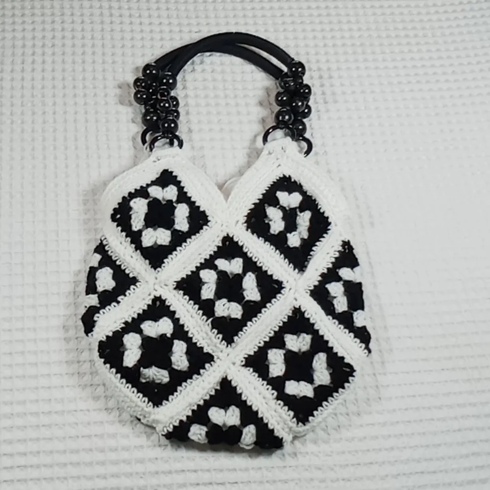 Hand Crafted Blk/Wht Crochet Granny Square Handbag With Beaded Handle & Tassel - Picture 2 of 8